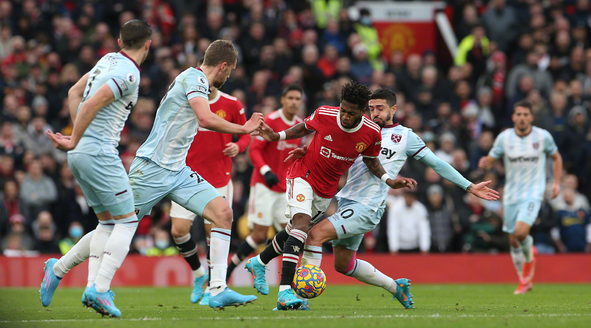 试图撕开对 试图撕开对